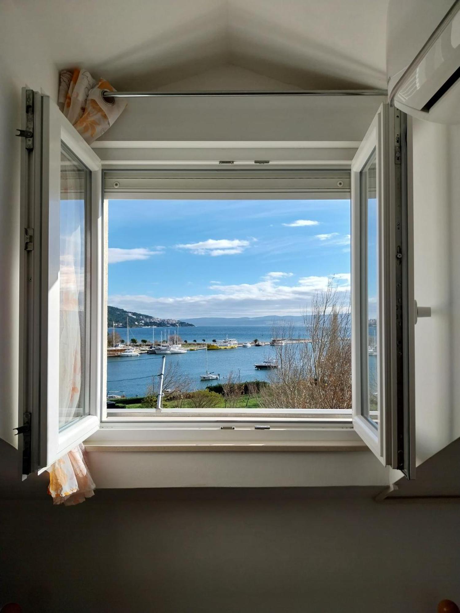 Seaview Apartment Omiš Exteriör bild